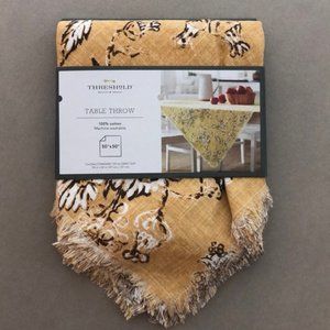 Table Throw Cloth 50 x 50 nwt